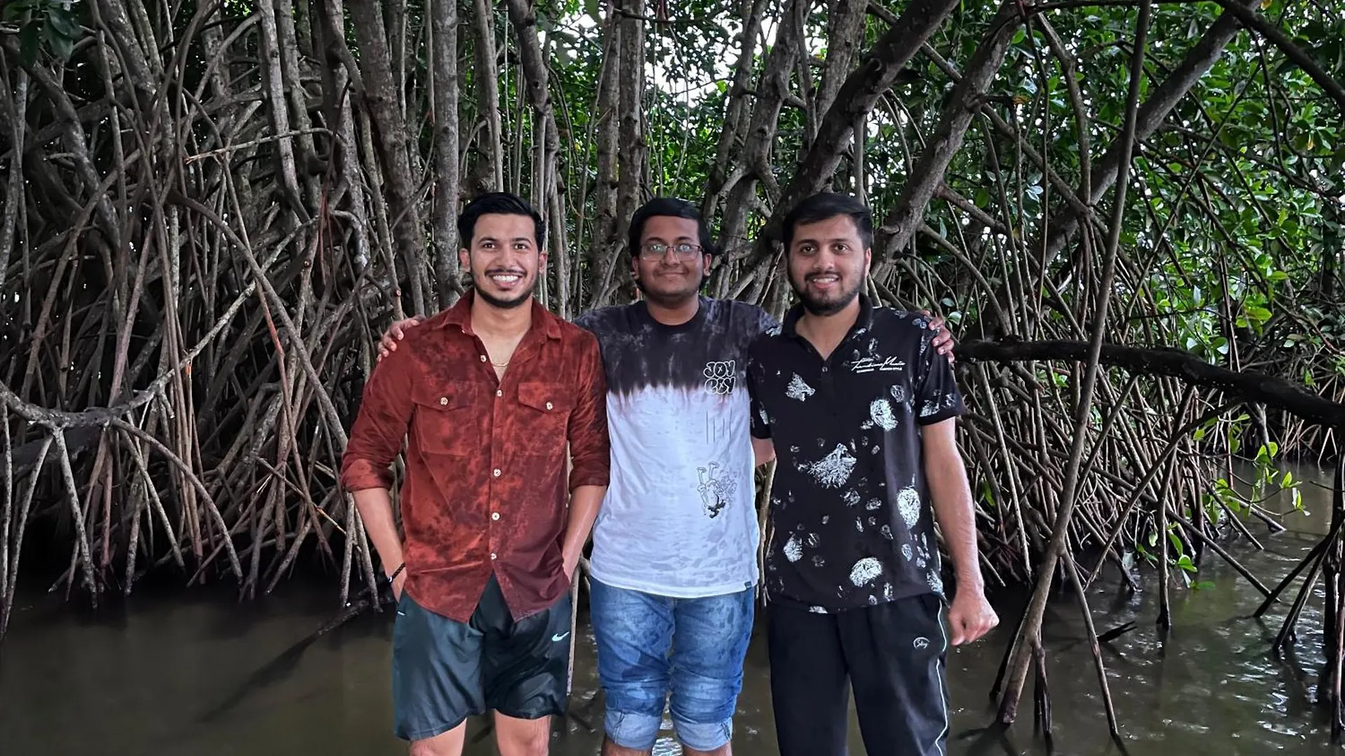 Munroe Vision Panakkattu Homestay Mundrothuruth India